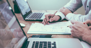 ecommerce marketing laptops and legal pads feature